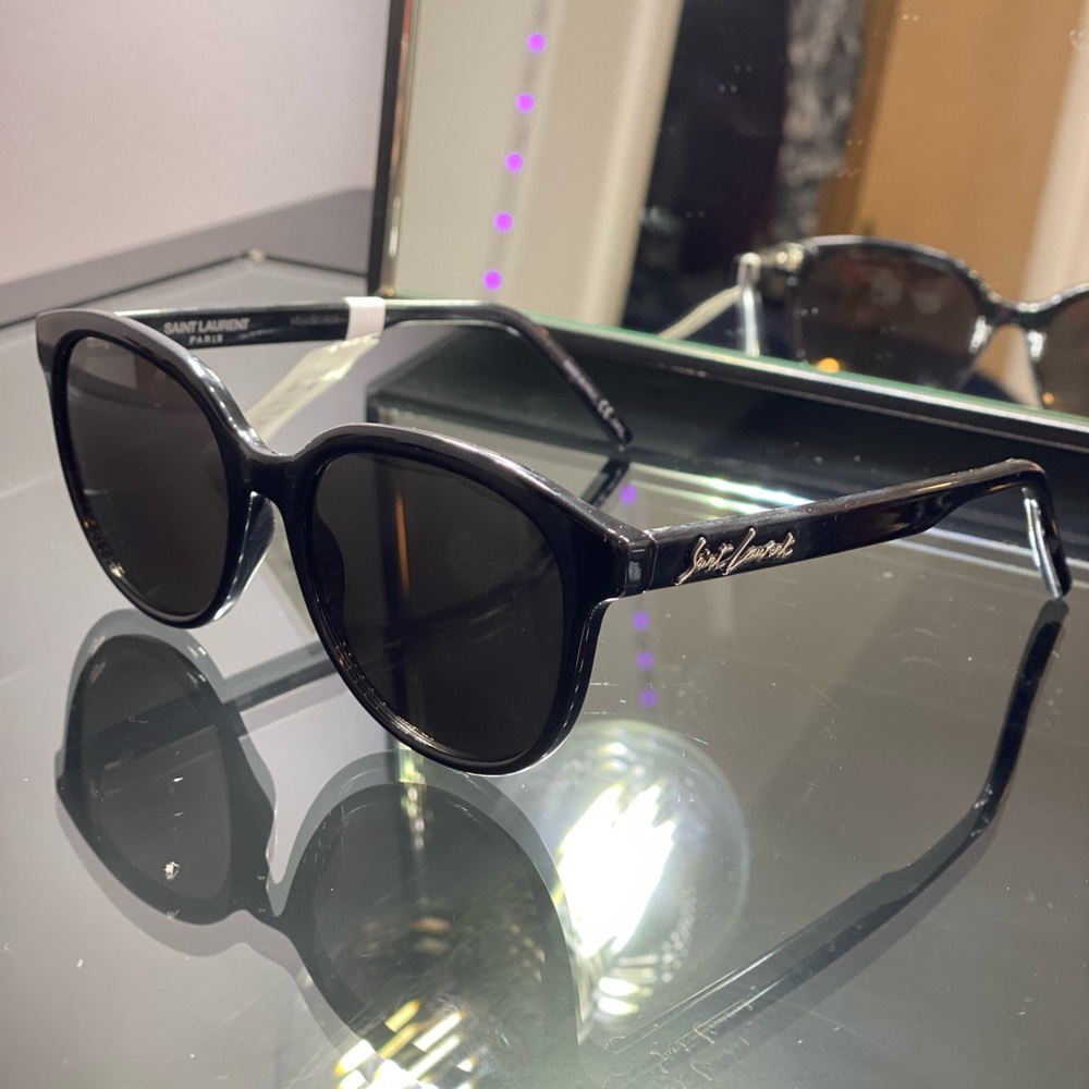 Read for Price! NEW YSL Saint Laurant Sunglasses - Picture 2 of 8